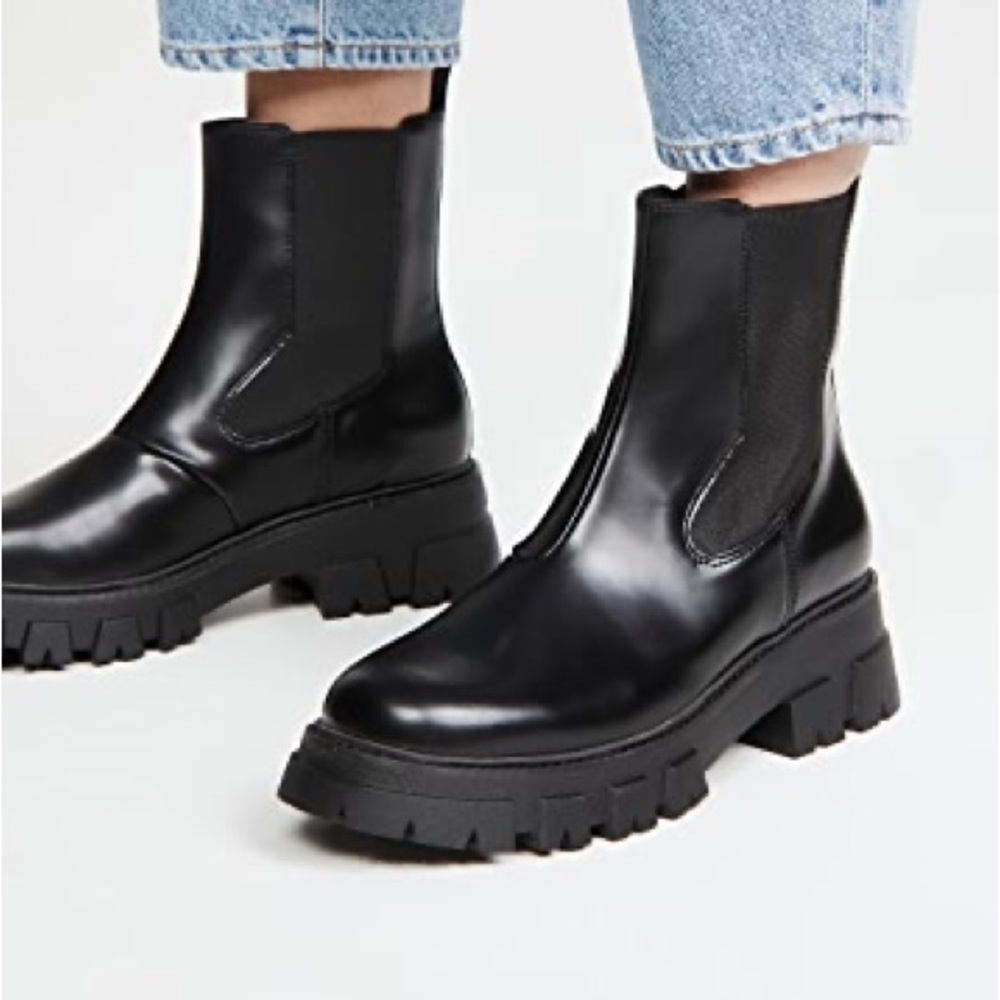 ASH Lloyd Boot in Black - Size 39!